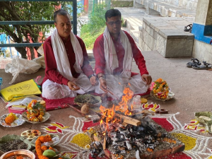 <p class="has-white-color has-text-color has-link-color"><strong>ネパール、ウッタラバヒニカンティーバイラバ寺院にて支援プジャを行いました。</strong></p>